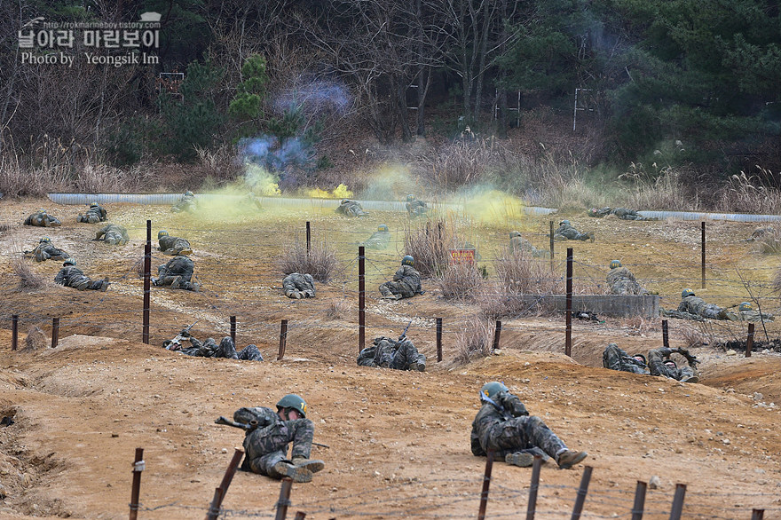 신병1301기_극기주_각개전투_2397.jpg