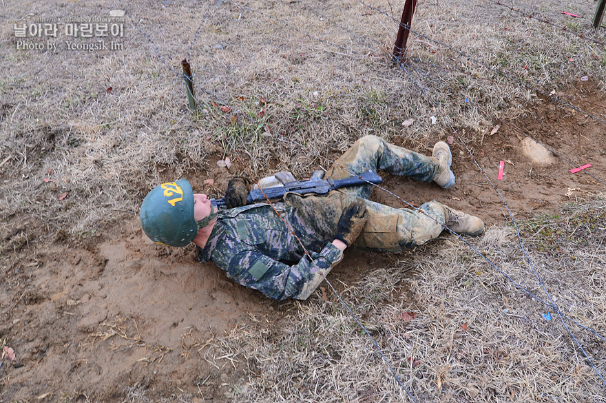 신병1301기_극기주_각개전투_2194.jpg