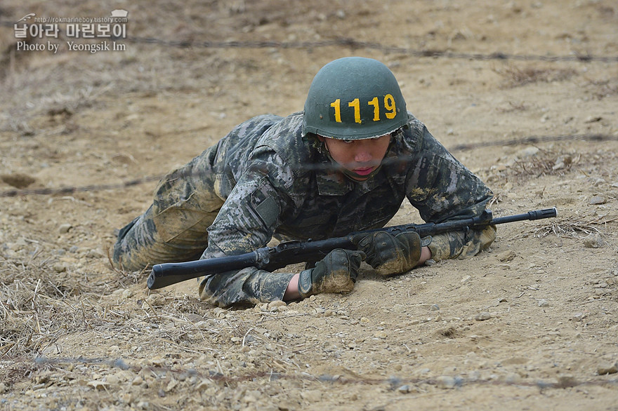 신병1301기_극기주_각개전투_2190.jpg