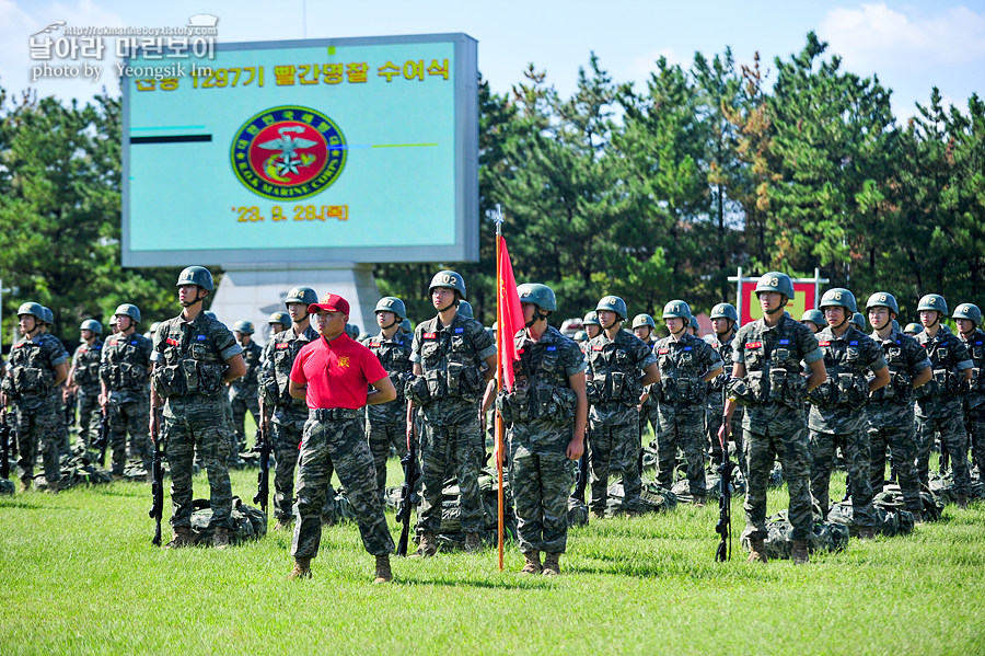 신병1297기_빨간명찰수여식_6560.jpg