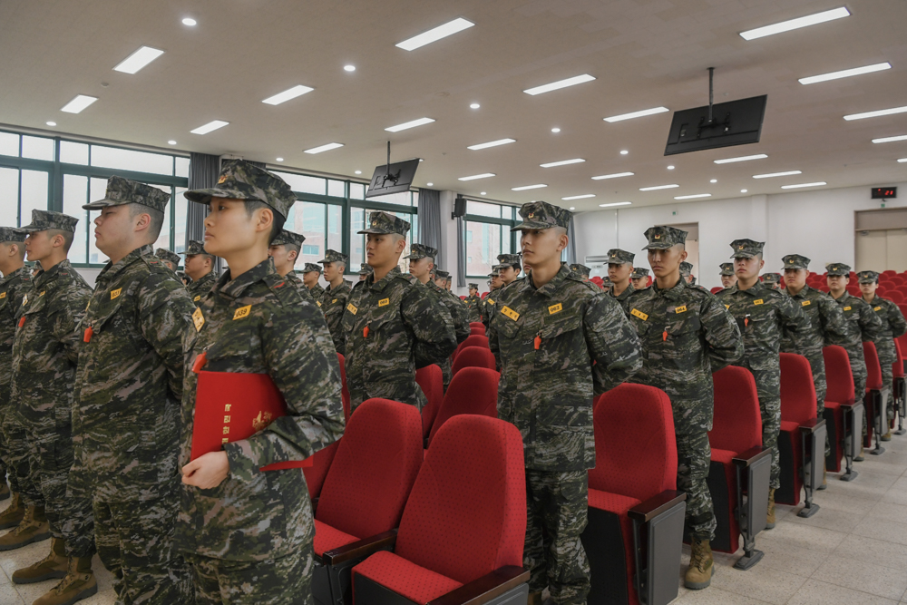 부후 410기 입소식 7.jpg