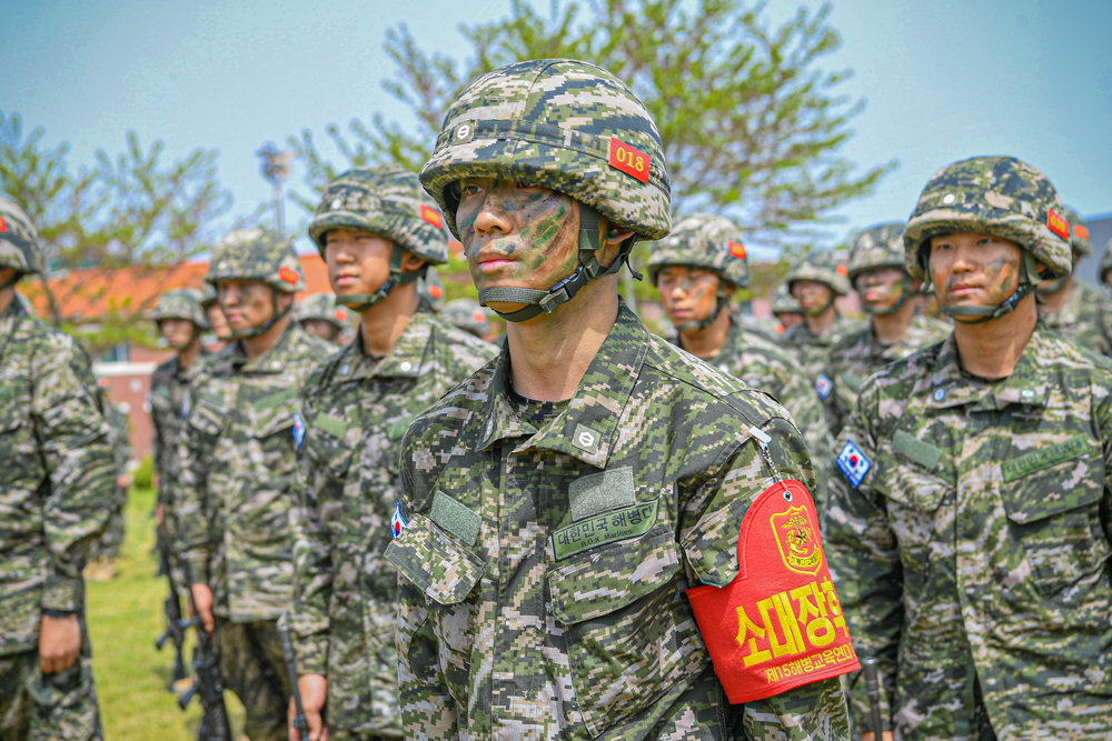 해병대 사관후보생 138기 천자봉 고지정복 및 빨간명찰 수여식 49.jpg