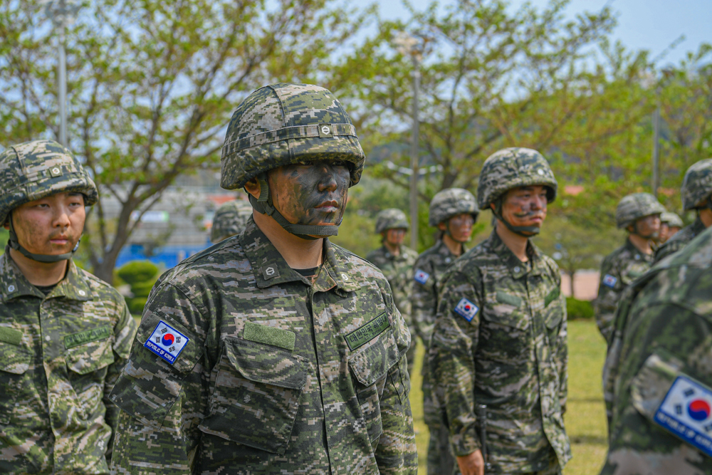 해병대 사관후보생 138기 천자봉 고지정복 및 빨간명찰 수여식 4.jpg