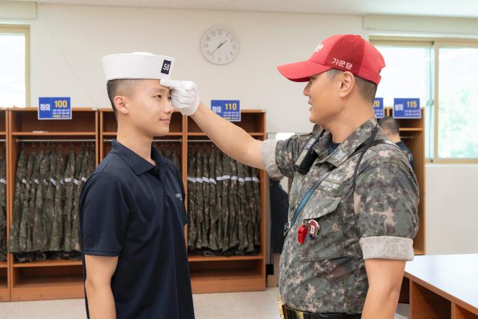 ‘해전사 피팅룸 2.jpg
